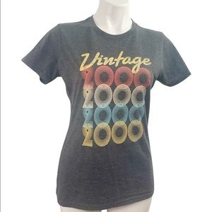 Vintage 2000 Y2K Port and Company Charcoal Grey T-Shirt